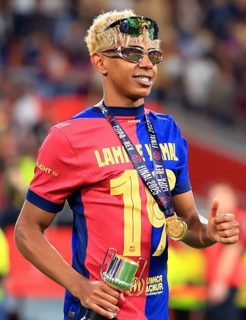 前意大利门将罗西曾因赌球被禁赛，本人：我从来没卖过比赛（前意大利门将罗西因赌球遭禁赛，自称从未操纵比赛）