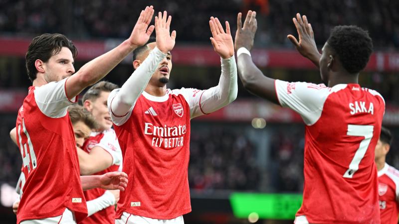 徐阳：邵佳一的融合与沟通能力强；希望更多年轻教练挺身而出（徐阳：邵佳一融合沟通出众，期待更多年轻教练站出来）