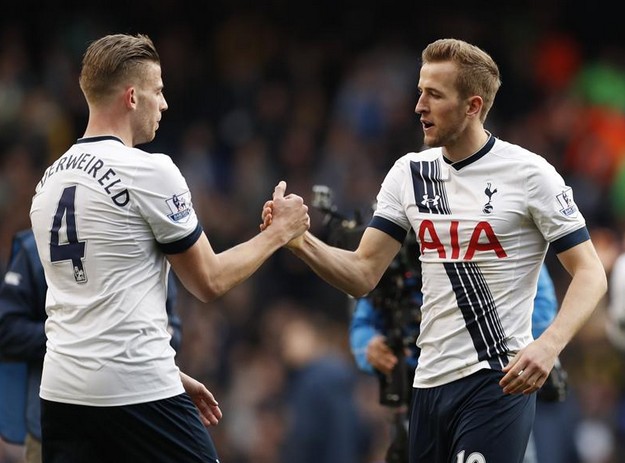 100球和300球也在国家队，姆巴佩职业生涯已打进400球（姆巴佩生涯破400球里程碑：第100球与第300球同样来自国家队）