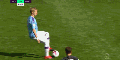 米体：将有一万名左右的那不勒斯球迷远征罗马，警方压力很大