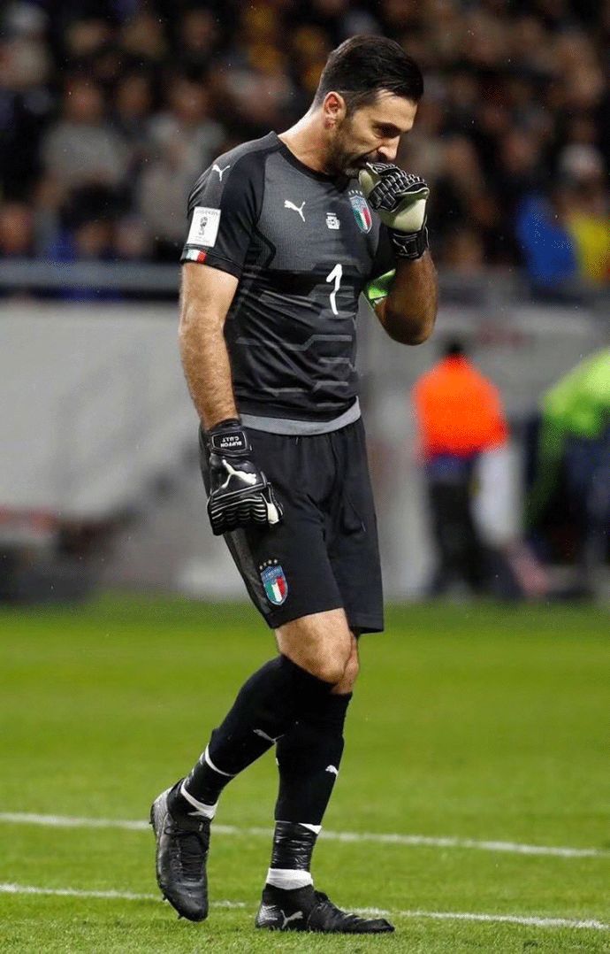 意甲战报：劳塔罗、图拉姆、恰尔汗奥卢破门，国米4-0科莫（意甲：国米4-0科莫，劳塔罗、图拉姆、恰尔汗奥卢相继破门）