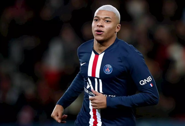 全市场：意甲多家俱乐部有意齐尔克泽，曼联尚未批准其离队（全市场：意甲多队追逐齐尔克泽，曼联暂未同意放行）