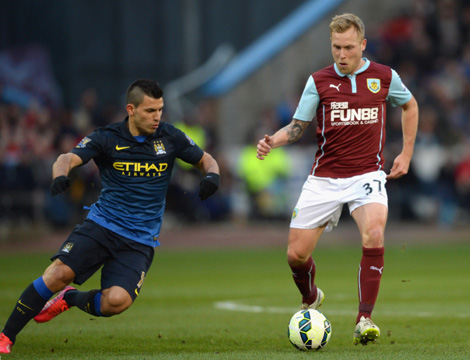 帕克：齐尔克泽远不及谢什科，德利赫特已成英超最佳后卫之一（帕克评价：齐尔克泽不及谢什科，德利赫特已跻身英超顶级中卫行列）