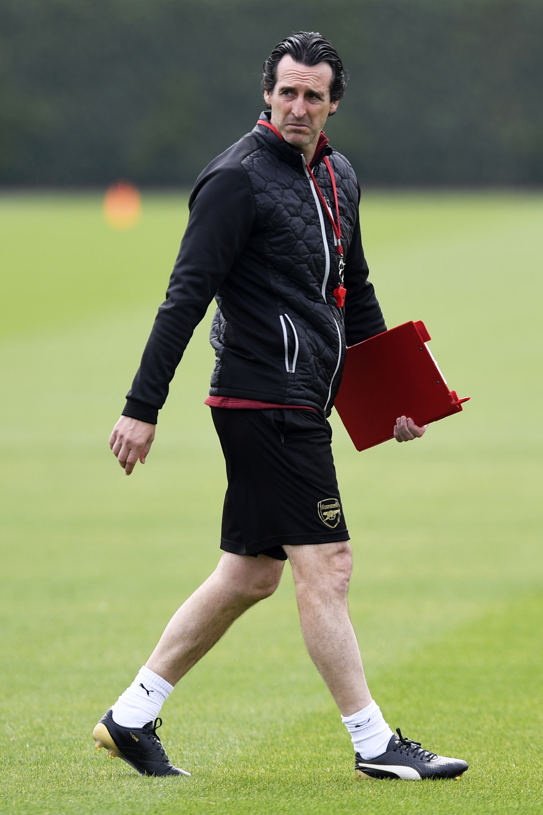 欧冠前瞻：亚特兰大欧冠战意旺盛，切尔西何时走出不胜怪圈？（欧冠前瞻：亚特兰大战意正盛，切尔西何时摆脱不胜阴霾？）