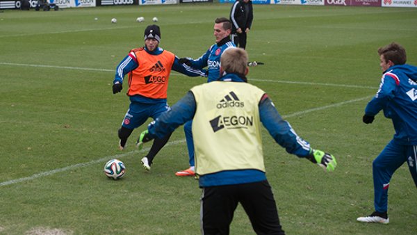 也凸显了 也凸显了